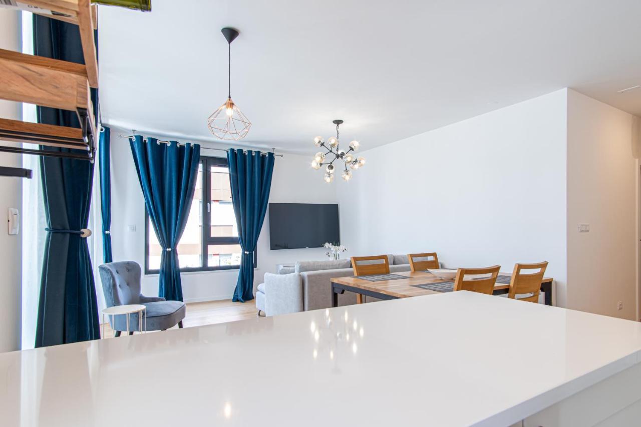 Ledeno More Luxury Apartments สปลิท ภายนอก รูปภาพ