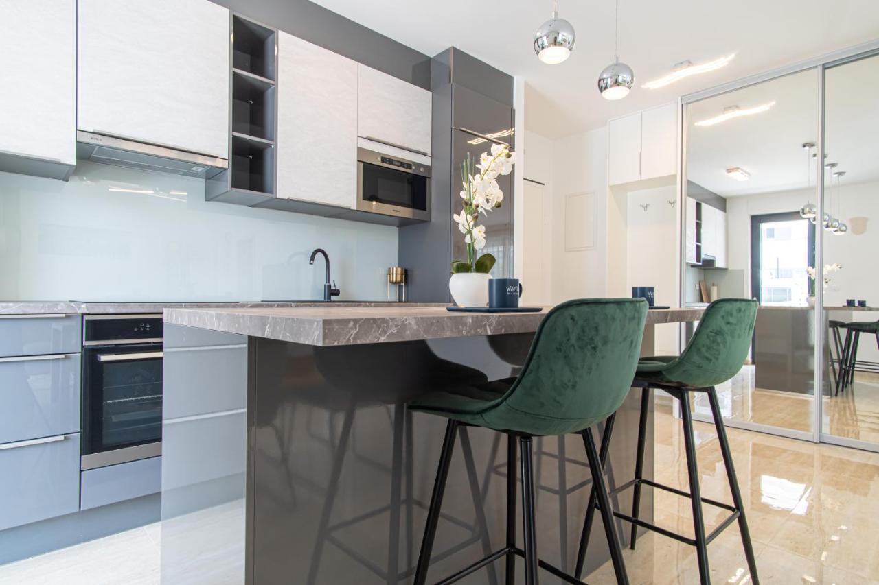Ledeno More Luxury Apartments สปลิท ภายนอก รูปภาพ