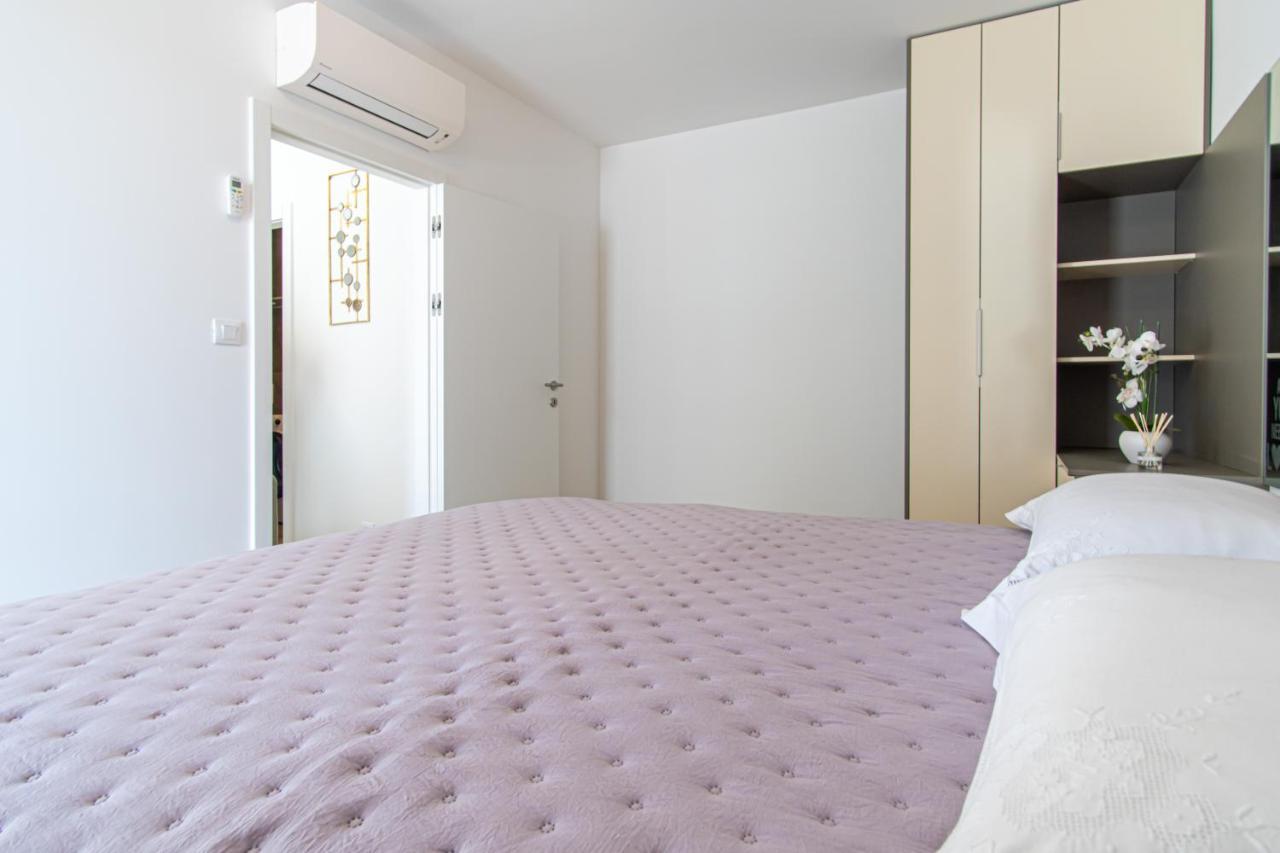 Ledeno More Luxury Apartments สปลิท ภายนอก รูปภาพ